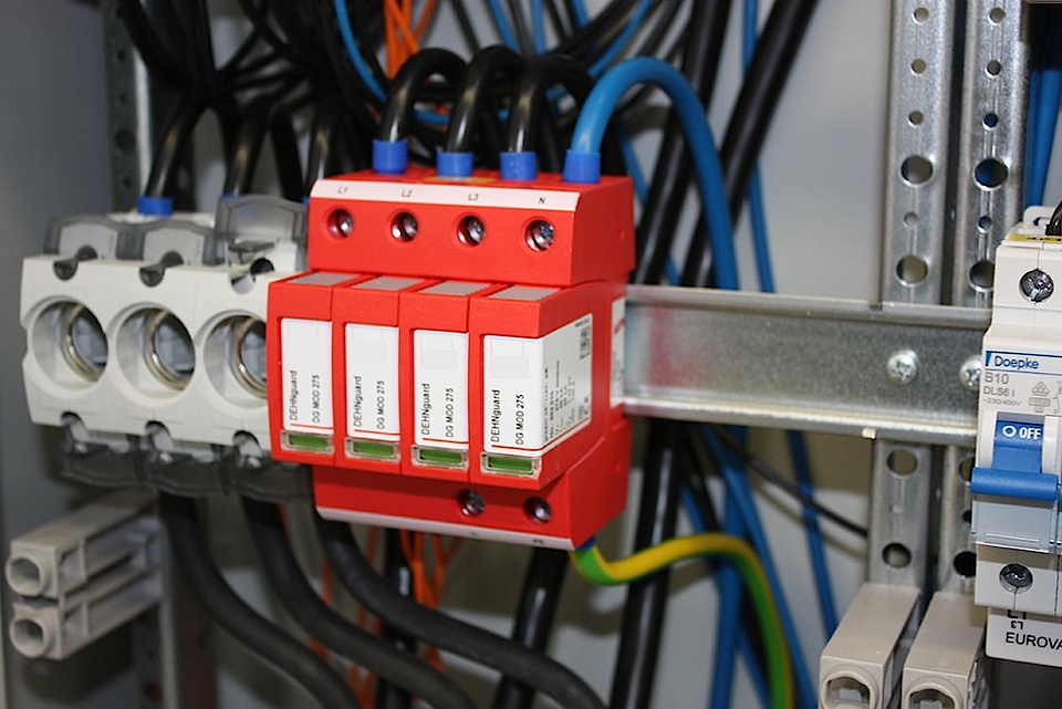U berspannungsschutz bei Elektro Walser in Ehingen
